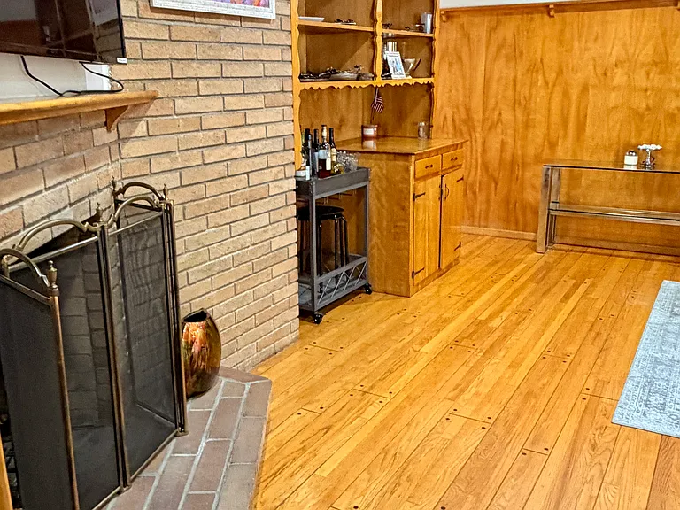 1611 Larco Way — Photo 15