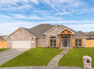 711 Ventoso Cir, Wolfforth, TX 79382