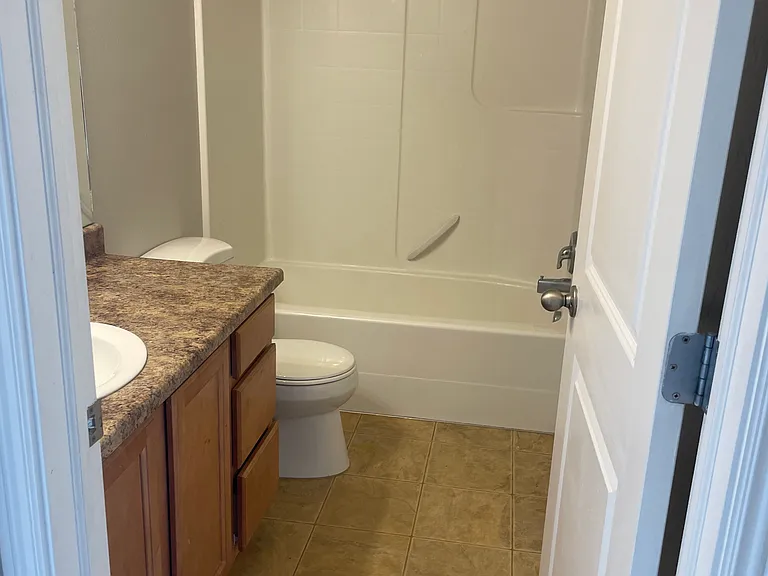 245 E July Ln — Photo 24