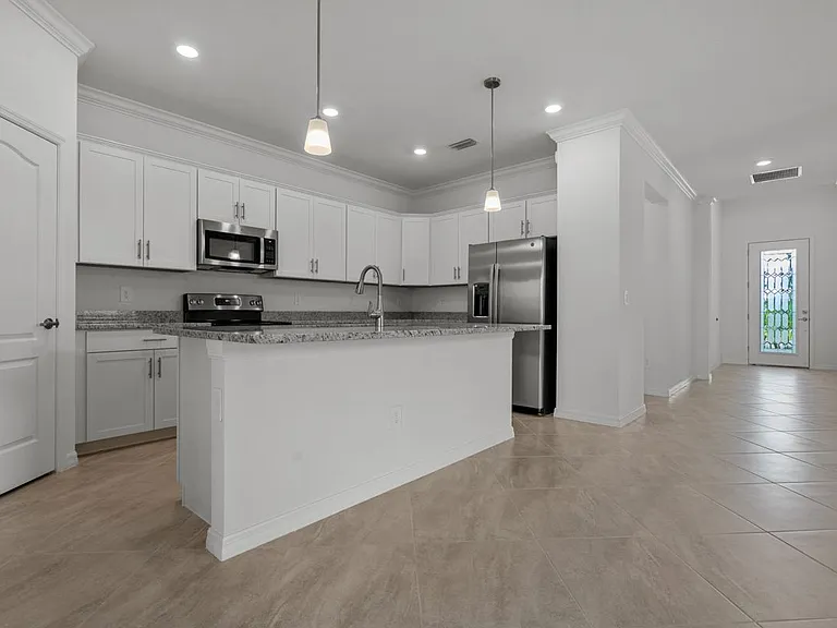 4363 Lemongrass Dr — Photo 11