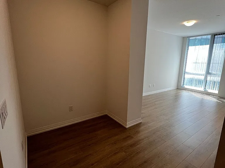 8 Widmer St #1210 — Photo 12