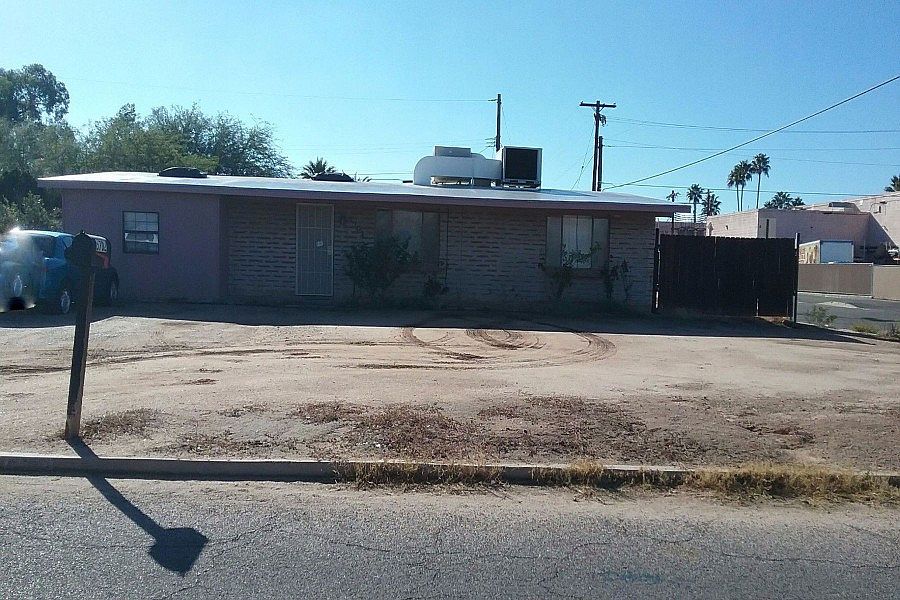 1st image of 5702 E Bellevue St