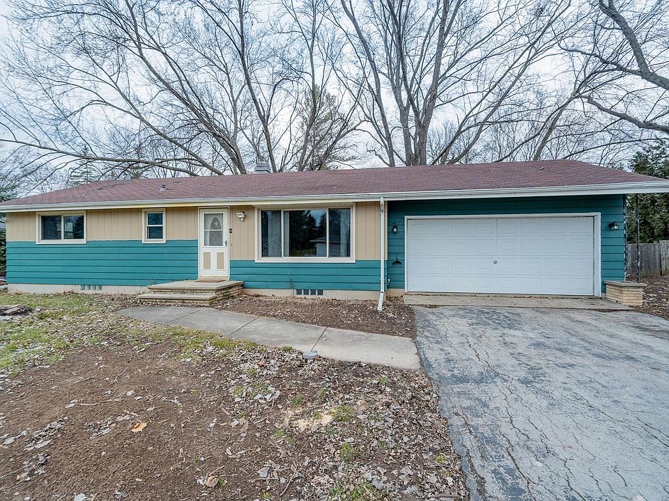 1st image of 110 Briar Dr