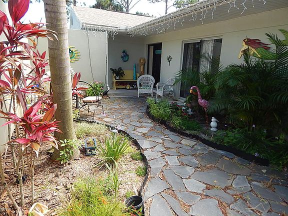 4th image of 2622 Forest Dr
