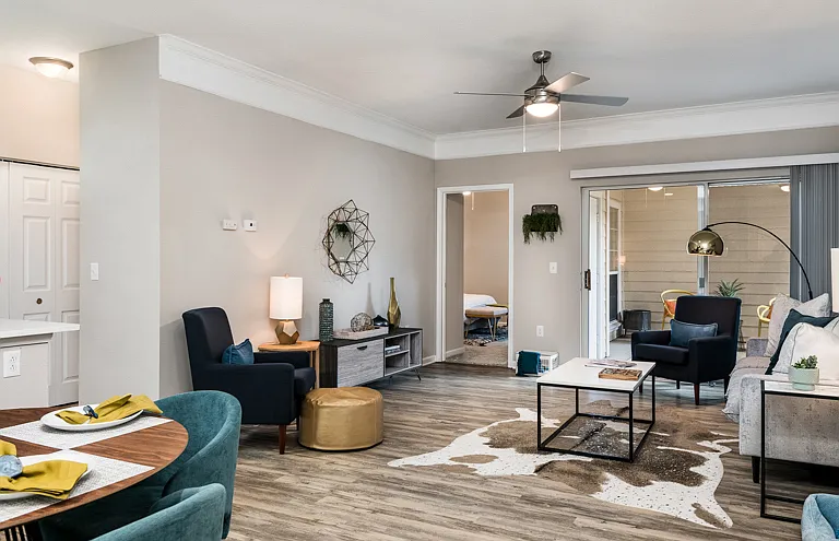 Montford at Madison Park Apartments — Photo 11