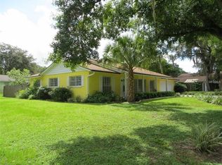 18319 Hanna Rd, Lutz, FL 33549