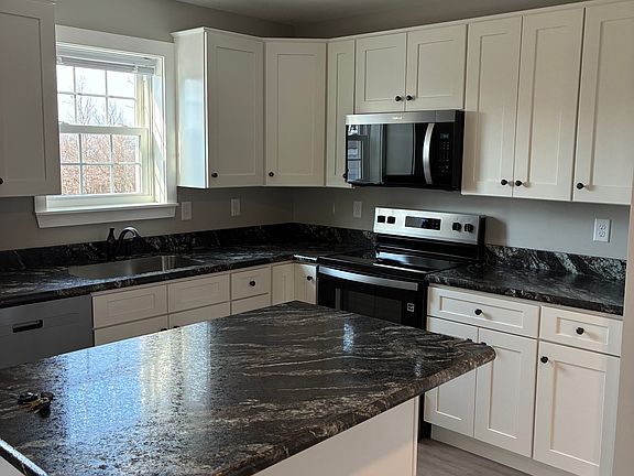 2nd image of 115 Sandy Hill Rd #2