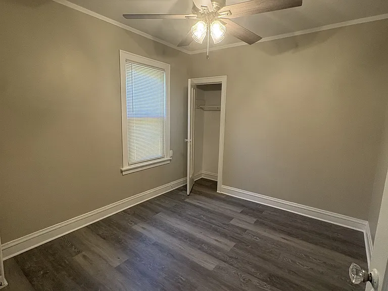 7607 S Wolcott Ave — Photo 11
