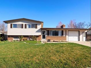 425 E Pioneer Ave, Sandy, UT 84070
