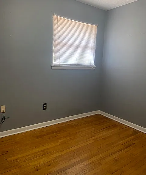 5338 NW Glenn Ave — Photo 8