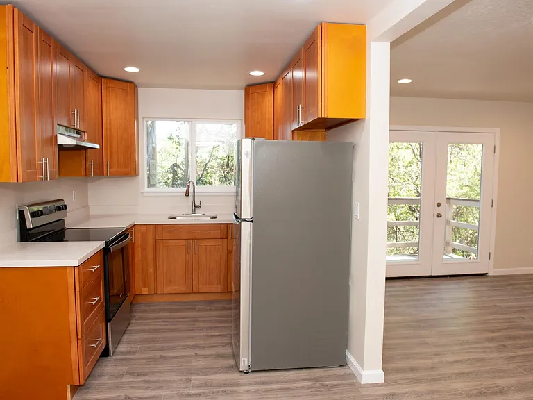 1139 Village Dr #9 — Photo 1