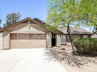8714 W Lawrence Ln, Peoria, AZ 85345