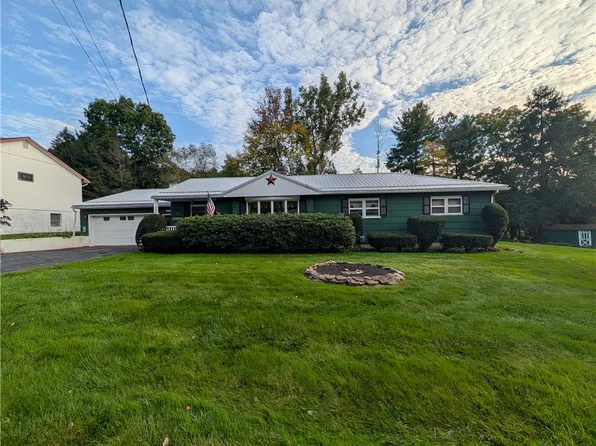38 McKune Ave, Bradford, PA 16701