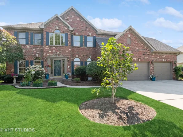 3207 Tall Grass Dr, Naperville, IL 60564