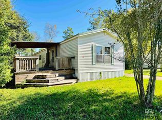 1952 Ridgewood Dr, Lillian, AL 36549