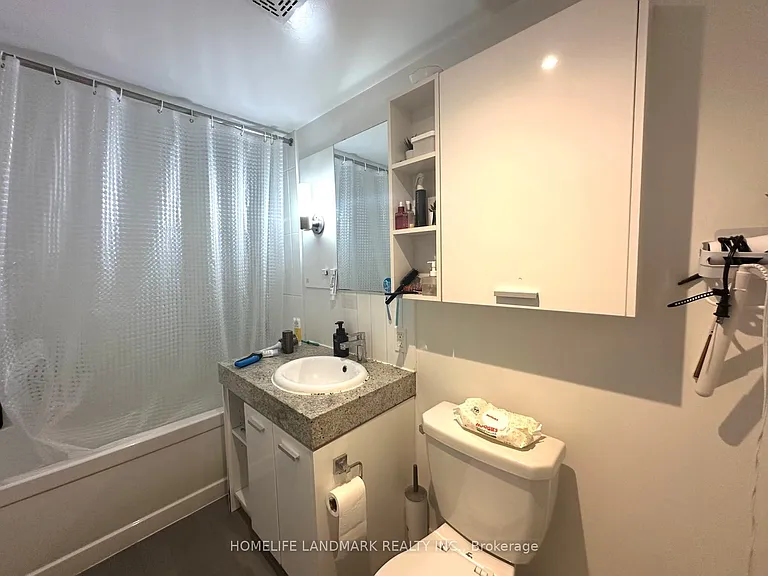 29 Singer Ct #703 — Photo 14