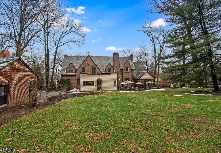 123 Wyoming Ave — Photo 37