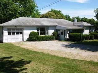 133 Skyline Dr, Beaver Falls, PA 15010