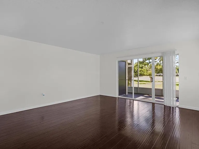 13953 Fairway Island Dr #618 — Photo 14