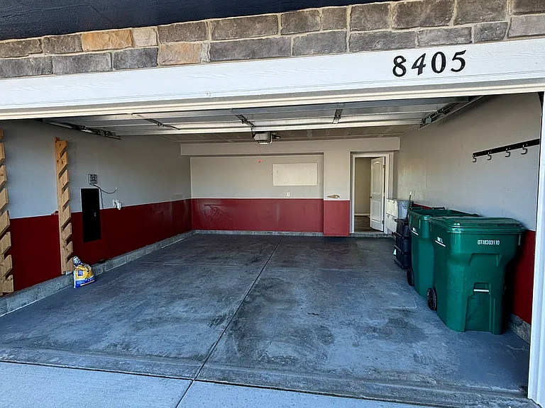 8405 Needle Drop Ct — Photo 21