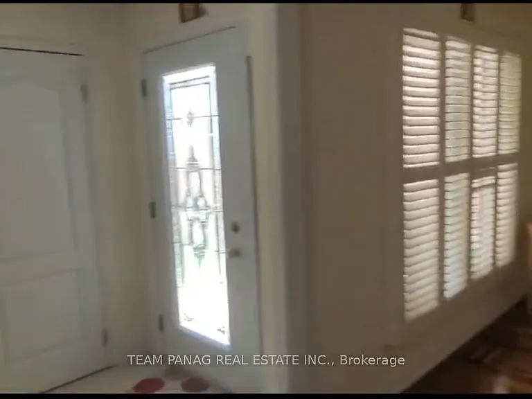 12 Jeremy Pl #UPPER — Photo 3