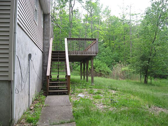 5th image of 145 Deckertown Tpke