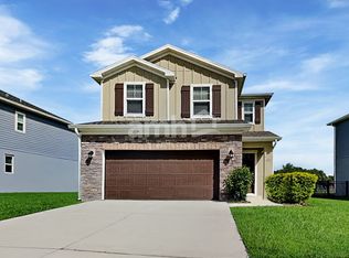 1017 Walden Pond Dr, Plant City, FL 33563