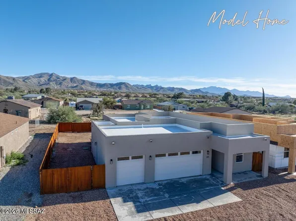 230 S Richmond Dr, Vail, AZ 85641