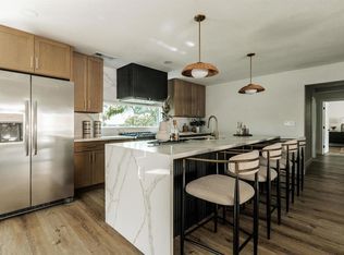 2275 Ivy Rd, Oceanside, CA 92054