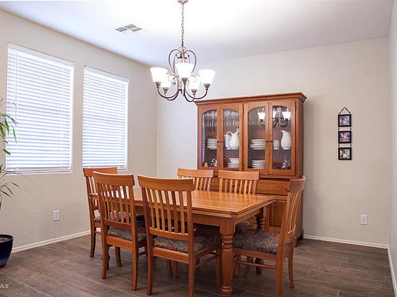 3rd image of 1632 E Cielo Grande Ave