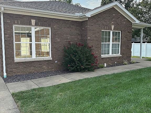 3rd image of 8916 Covenant Ct