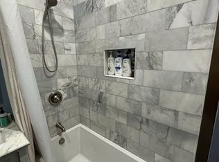 111 N Oak Park Ave #2N, Oak Park, IL 60301