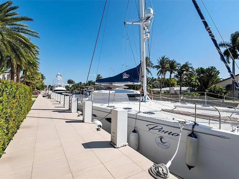 500 Isle Of Capri Dr — Photo 48