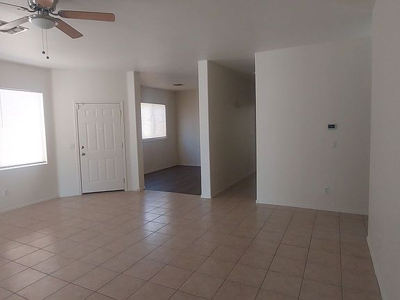 2nd image of 10504 E Flossmoor Ave