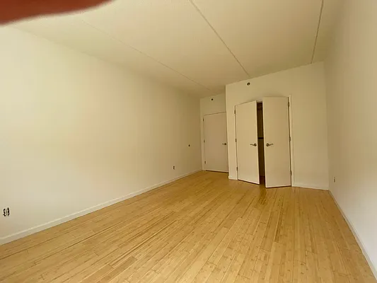 Rented by Abba Realty Associates INC | media 8