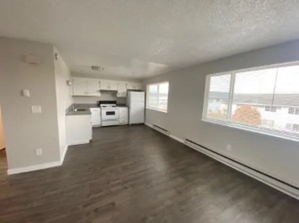 75 W Whidbey Ave #C201, Oak Harbor, WA 98277