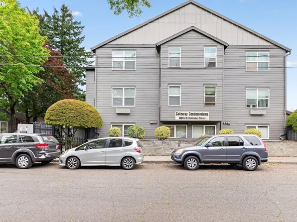 10345 NE Clackamas St APT 3, Portland, OR 97220