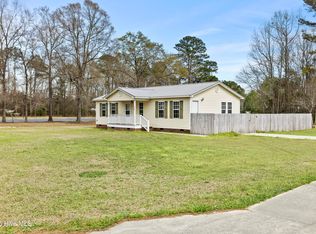 220 Tram Rd, Whiteville, NC 28472