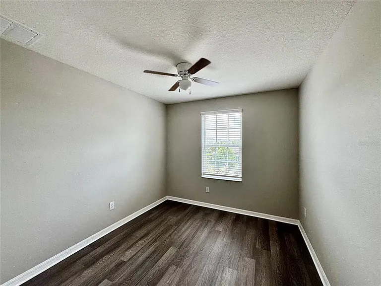 7208 Grand Elm Dr — Photo 15