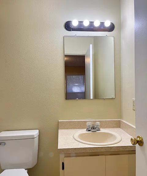 821 Margaret St #A — Photo 9