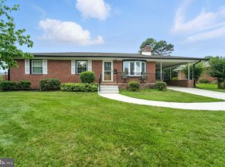 709 Greentree Rd, Linthicum, MD 21090