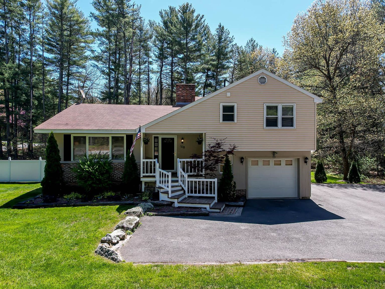 108 South Road, Londonderry, NH 03053 Zillow