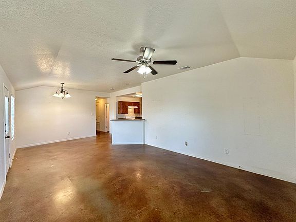 3rd image of 3600 John Chisholm Loop APT A