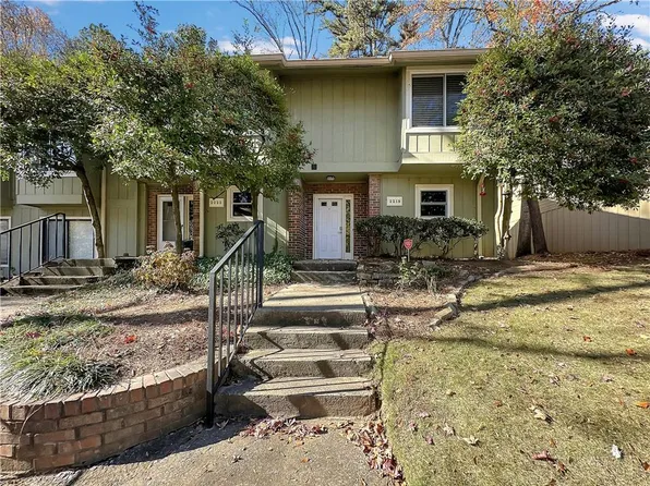 2219 Surrey Ct SE, Marietta, GA 30067
