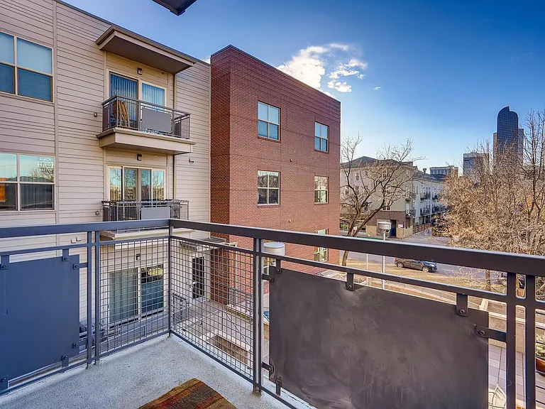 1700 N Emerson St #308 — Photo 21