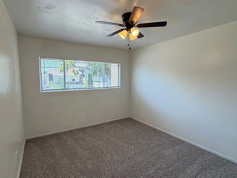 Ramona — Photo 43