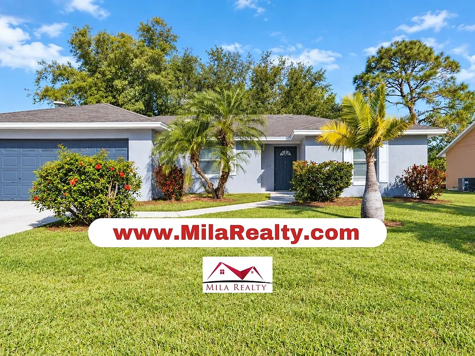 218 Cranbrook Dr