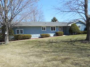 90 Lake Summerset Rd, Davis, IL 61019