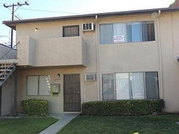 2nd image of 2571 E Hayes Dr #2