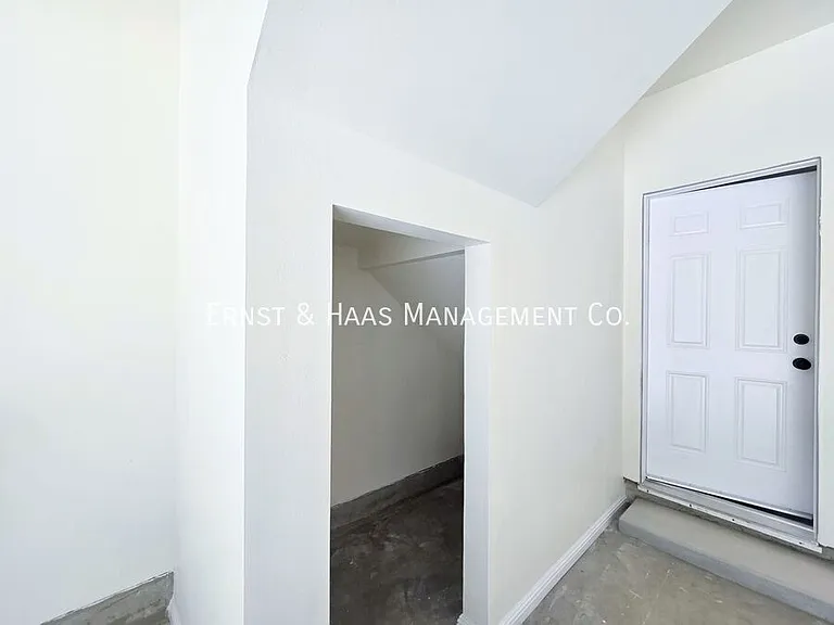 4169 Country Club Dr — Photo 27